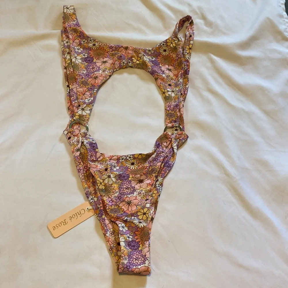 Chloe Rose NWT Sun Chaser One Piece Floral Swimsuit Bikini Size X-Small